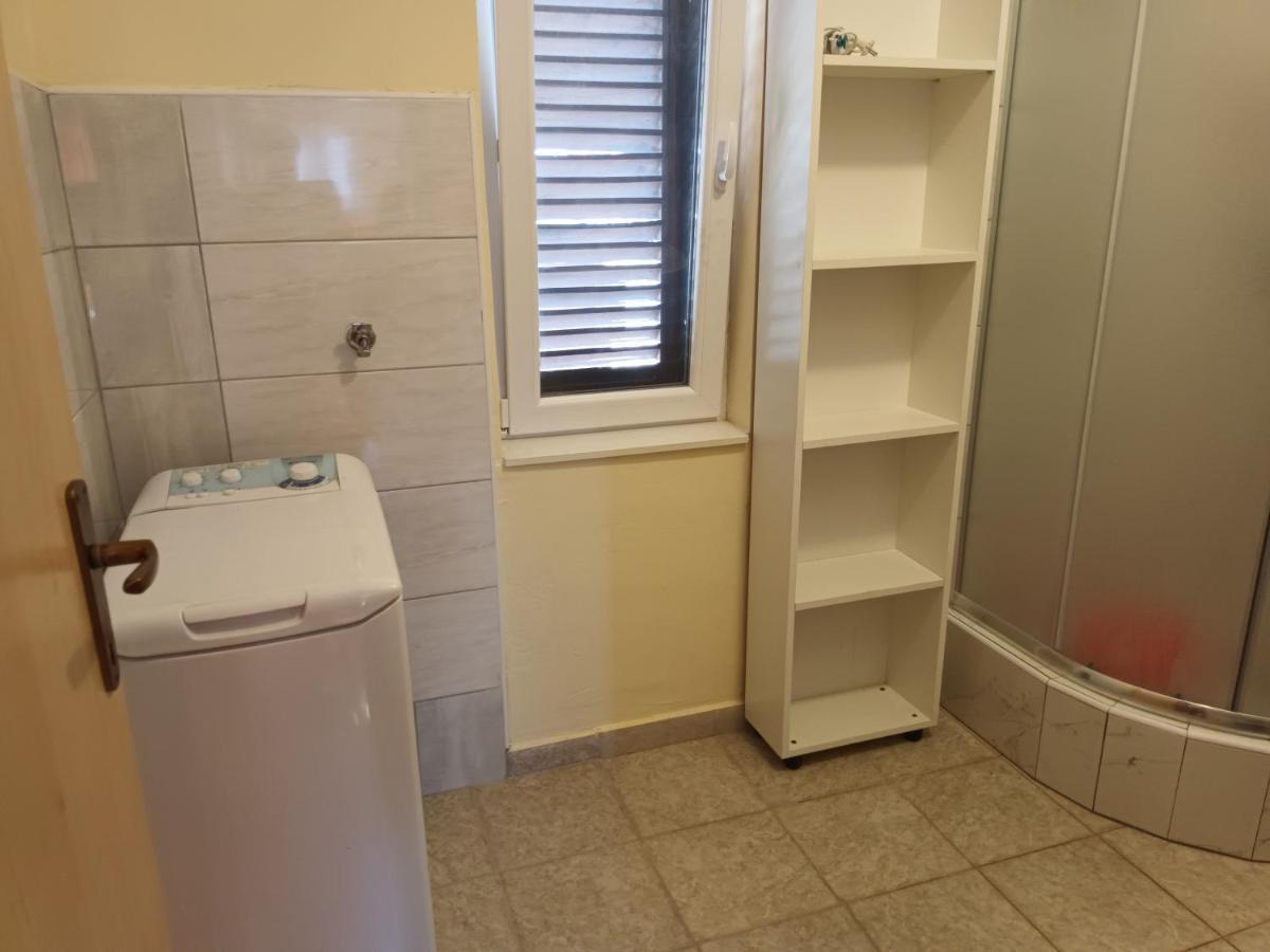 Apartman Zlata Vir Bagian luar foto