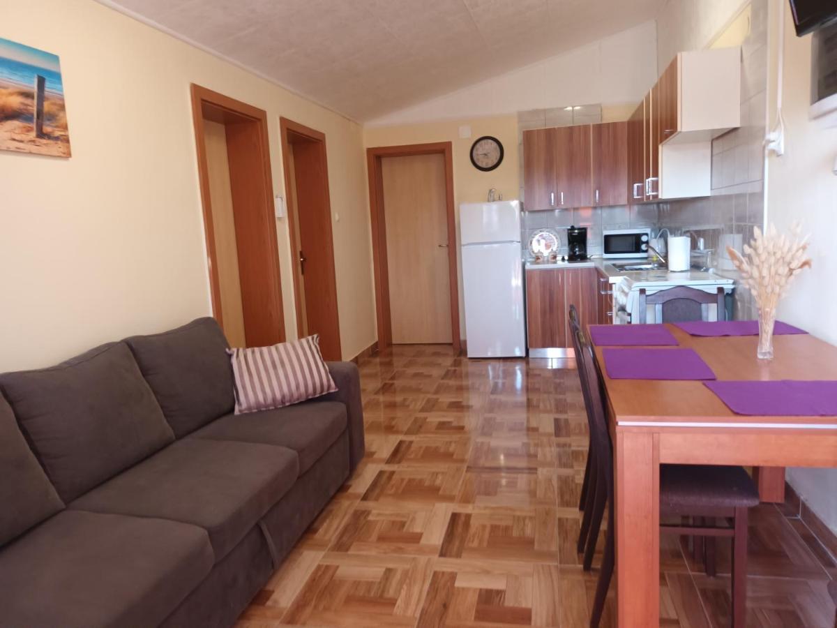 Apartman Zlata Vir Bagian luar foto